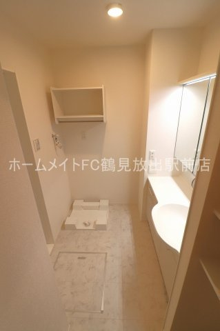 ル・コフレ放出の洗面所