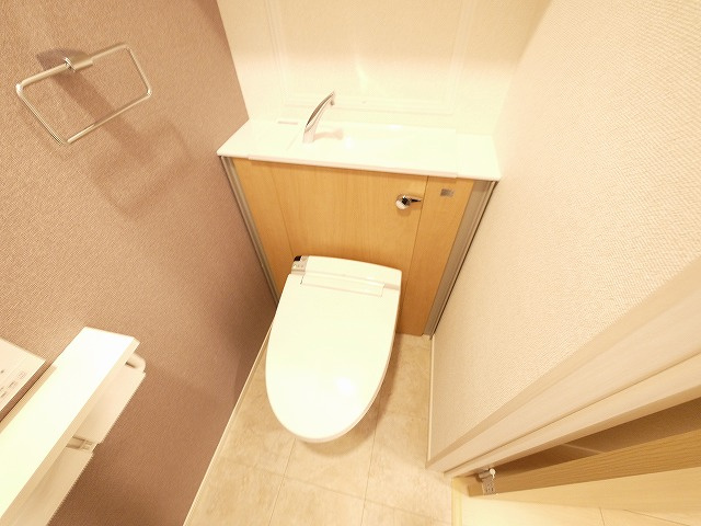 アネモスヒルズ天理Ⅰのトイレ|落ち着いた色調のトイレです