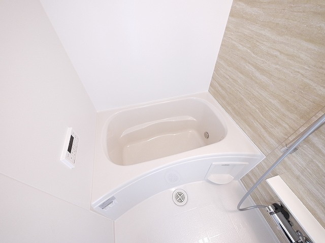 アネモスヒルズ天理Ⅰの浴室|ゆったり過ごせるお風呂です