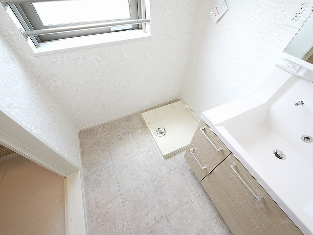 アネモスヒルズ天理Ⅰの洗面所|使いやすい洗面所です