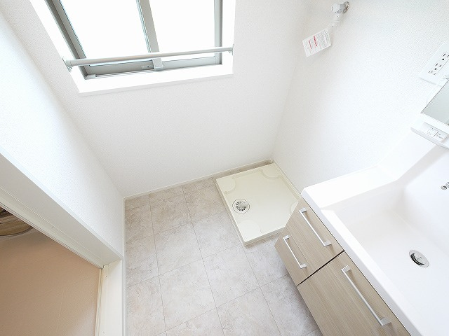 アネモスヒルズ天理Ⅰの設備|室内洗濯置場