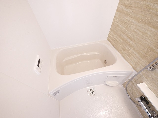 アネモスヒルズ天理Ⅰの浴室|きれいなお風呂です