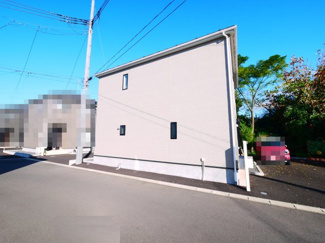 【外観】 | 八街市八街ほ　中古戸建 | 令和4年10月築 JR総武本線八街駅徒歩約9分 オール電化 ４SLDK テレワークルーム・畳コーナー
