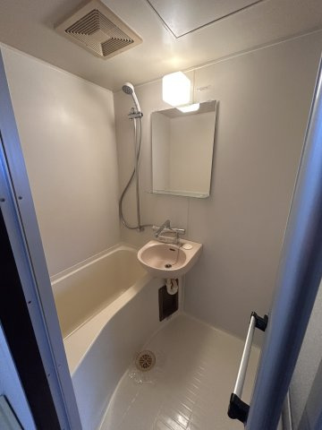 ＭＯＭＯ701の浴室