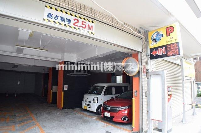 大正メゾンの駐車場