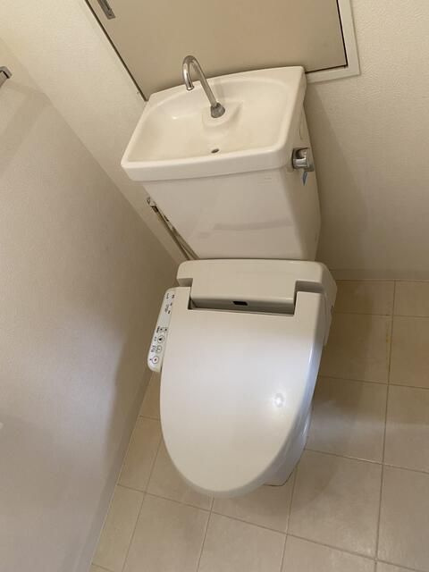 オネスティ大久保弐番館のトイレ