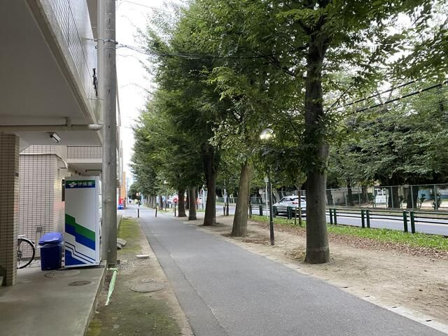 オネスティ大久保弐番館のロビー