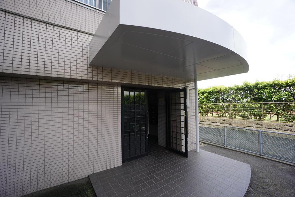 ベル・メール原田町のエントランス
