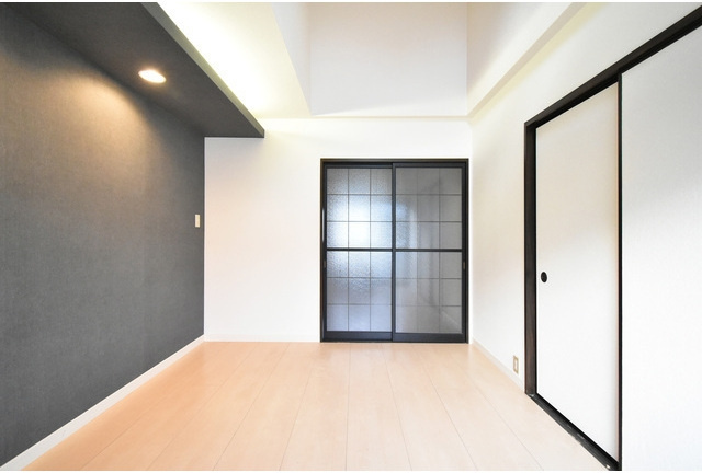 ちろりん村【キャッシュバック対象物件】の内装|明るい色調の室内です