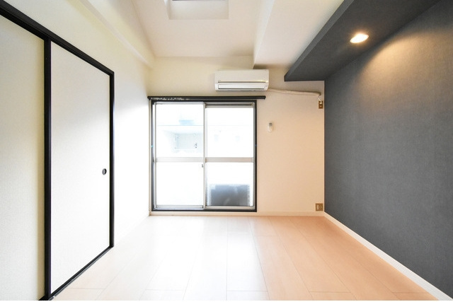 ちろりん村【キャッシュバック対象物件】の居間・リビング|ゆったり過ごせる居間です