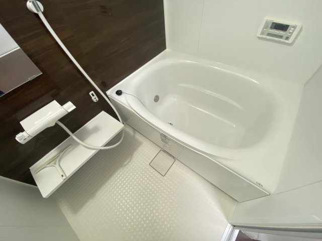 柴又5丁目貸家の浴室