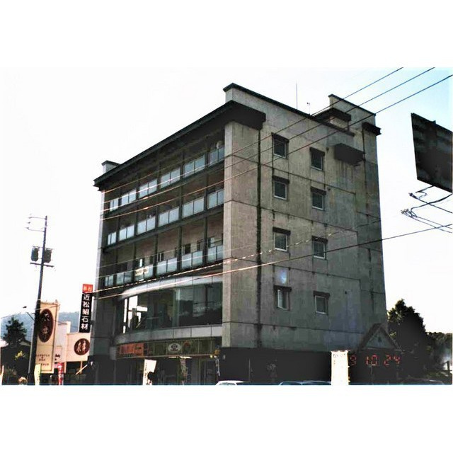 岐阜市芥見長山２丁目の店舗一部の外観