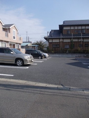 【駐車場】 | プロムナードＡ