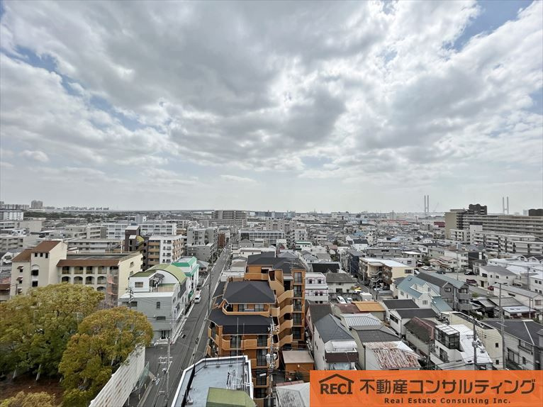 ネオコーポ東灘のエントランス