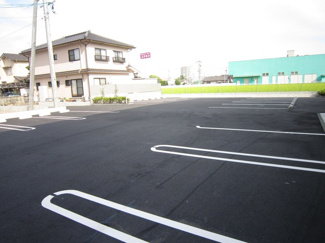 【駐車場】 | ローズ多治米 | カースペースがあります
