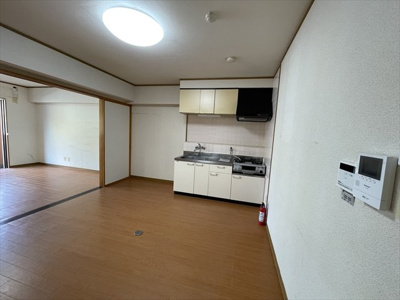  | メゾンイーストロード
