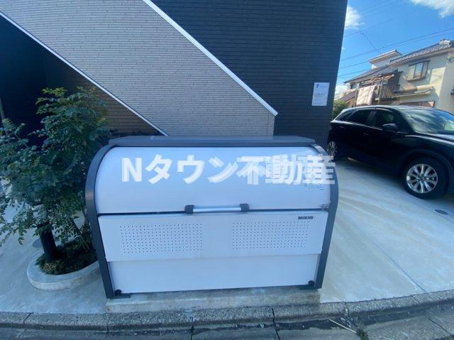 【その他共用部分】 | リブルゾン | 専用ゴミ置き場です