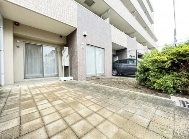 仲介手数料無料　アルファスクエア小手指の駐車場