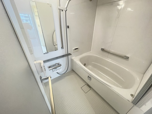 港区芝浦４丁目の賃貸マンションの浴室