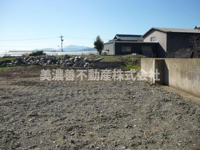 ６０２９２　安八郡神戸町斉田土地の外観