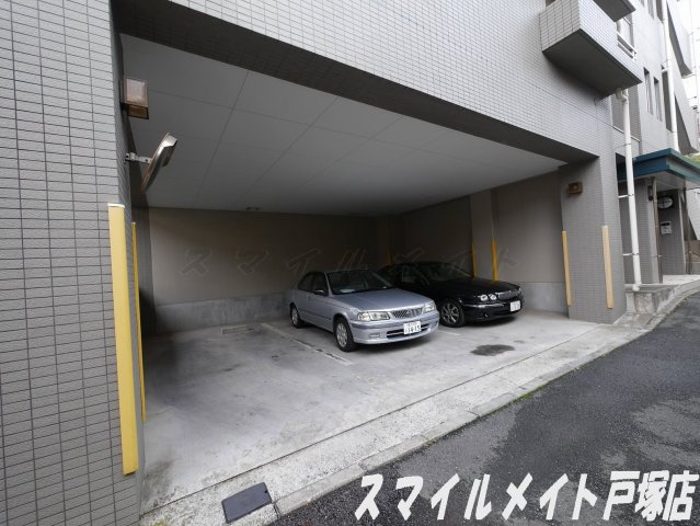 【駐車場】 | ヒルシュガッセ（ひるしゅがっせ）