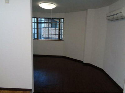 【洋室】 | 第一中尾ビル