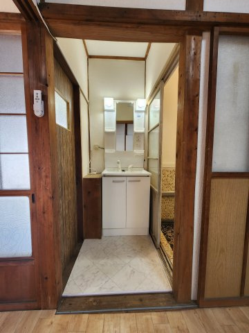 常滑市小林町戸建ての洗面所