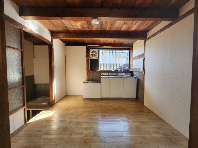 常滑市小林町戸建ての居間・リビング