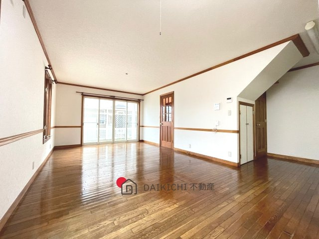 【居間・リビング】 | 熊谷市瀬南　中古戸建