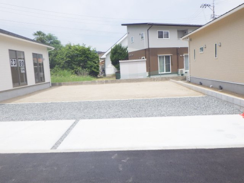 新築戸建　吉田町常友（Ｎｏ．2／Ｎｏ．３）の駐車場
