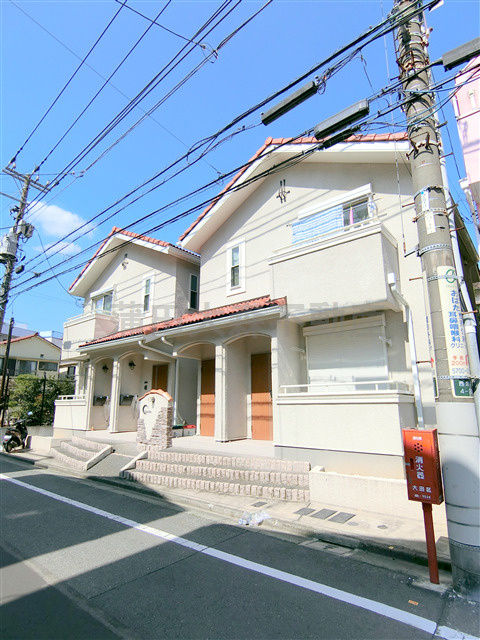 ツインピークスの外観