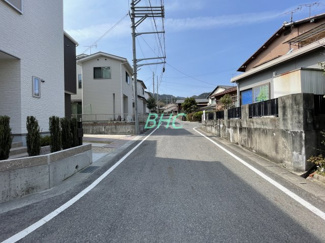 【前面道路含む現地写真】 | 坂本２丁目　分譲７区画４号地