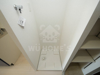 【設備】 | Luxe新大阪西 | 洗濯機置き場