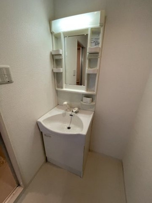 【独立洗面台】 | パイン上新庄 | 独立洗面台あり、毎朝おしゃれに忙しい女性の方におすすめです