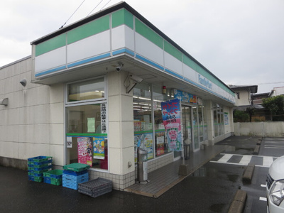 【周辺】 | ラ・ラ・ラピュタ | ファミリーマート八代松江店まで423ｍ