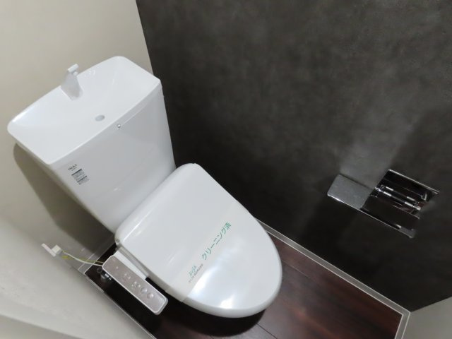 大阪市西淀川区柏里２丁目の賃貸マンションのトイレ