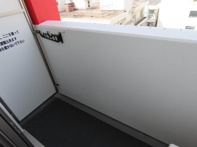 大阪市西淀川区柏里２丁目の賃貸マンションのバルコニー
