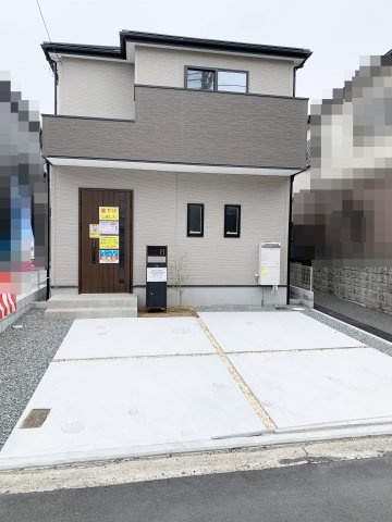 明石市林２丁目　新築一戸建ての前面道路含む現地写真