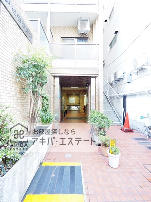 【エントランス】 | 上野アビタシオン