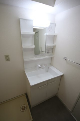 【独立洗面台】 | メゾンアザレア