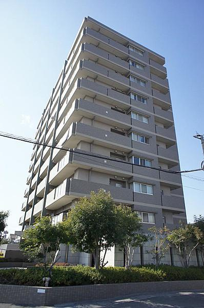 グラン・コート岸和田中央公園の外観