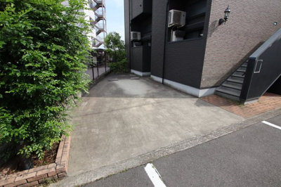【駐車場】 | カーサブルーノ萩原天神