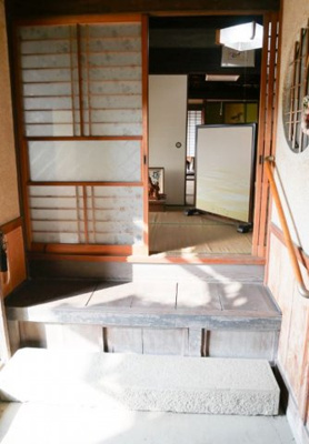 【玄関】 | ★東区宍甘★7SDKの立派な古民家★