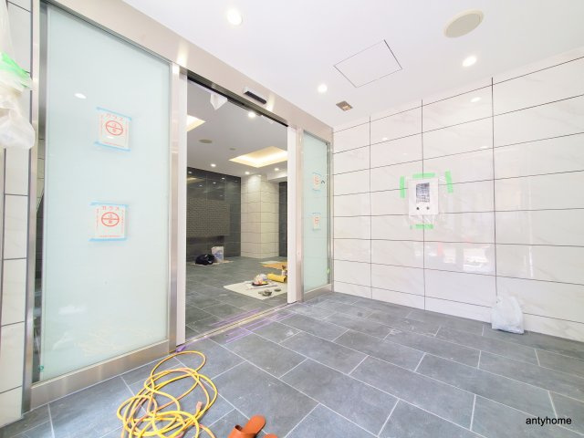 ソルテラスNAMBAサウスフィール　仲介手数料無料のロビー