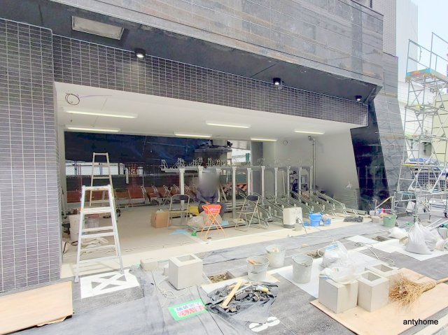 ソルテラスNAMBAサウスフィール　仲介手数料無料の駐車場