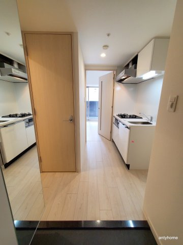 ソルテラスNAMBAサウスフィール　仲介手数料無料の内装