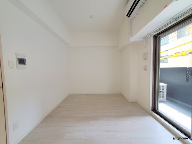 ソルテラスNAMBAサウスフィール　仲介手数料無料の寝室