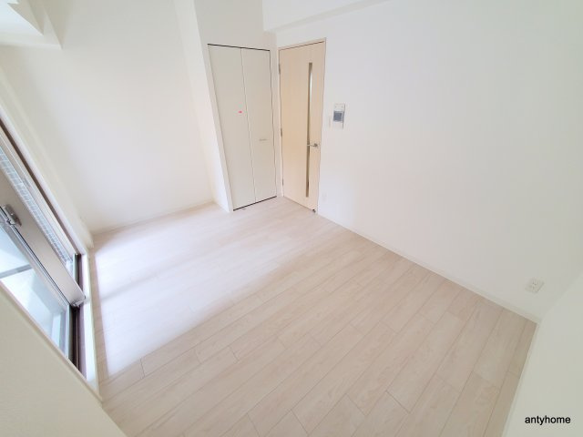 ソルテラスNAMBAサウスフィール　仲介手数料無料の寝室