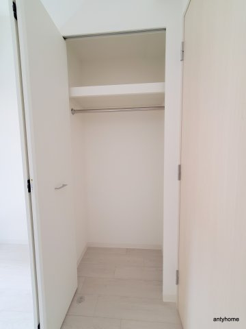 ソルテラスNAMBAサウスフィール　仲介手数料無料の収納