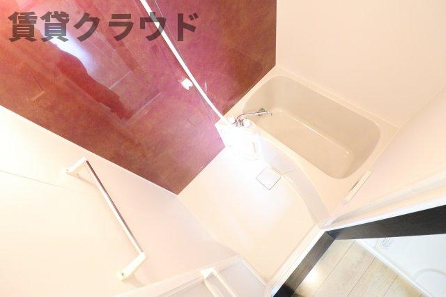 Rigoletta（リゴレッタ）の浴室|アクセントパネルがおしゃれなバスルーム♪